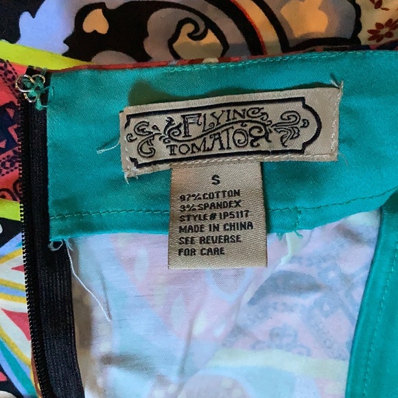 Shorts - Picture 3 of 3